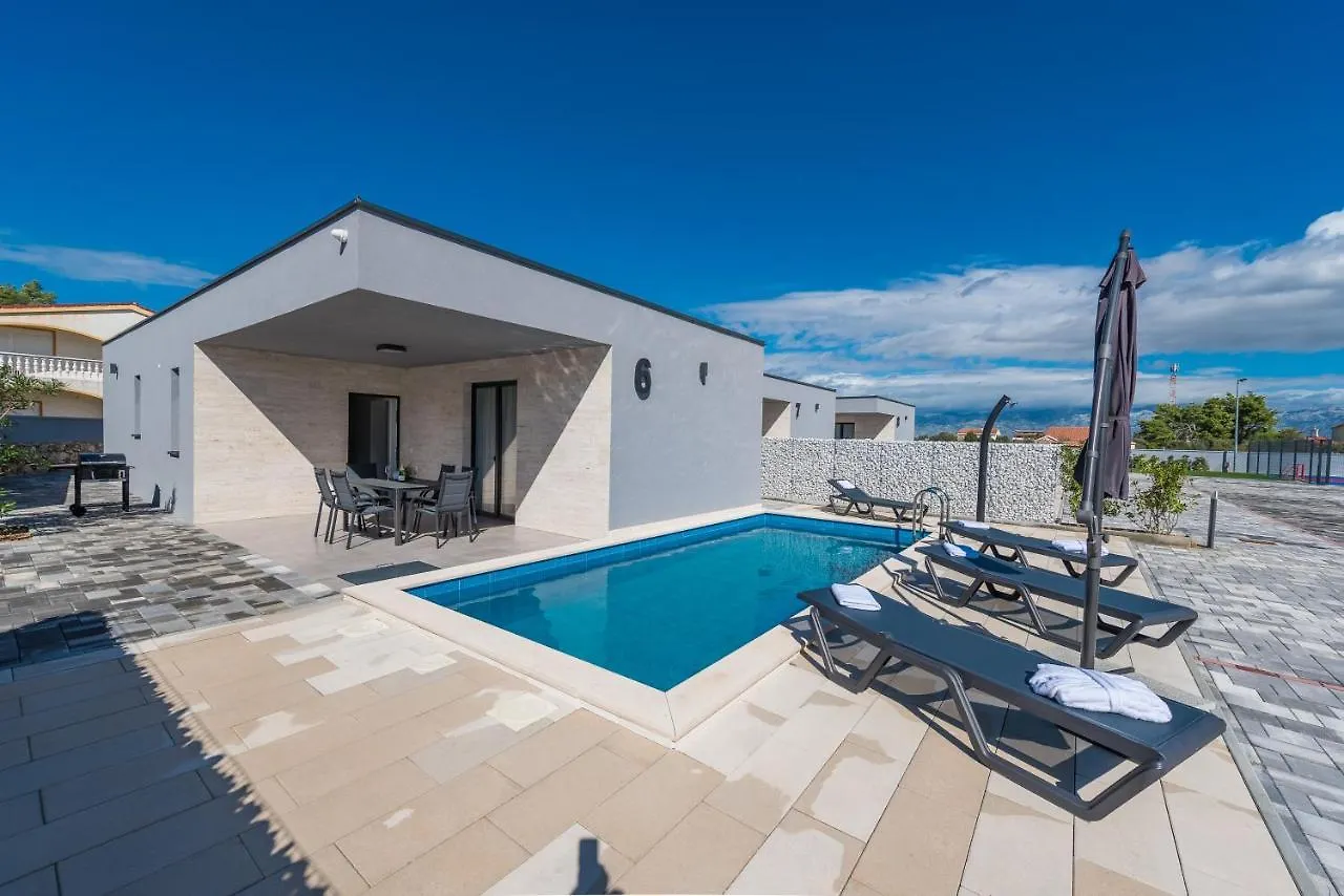Exclusive Villas Resort & Spa Vir