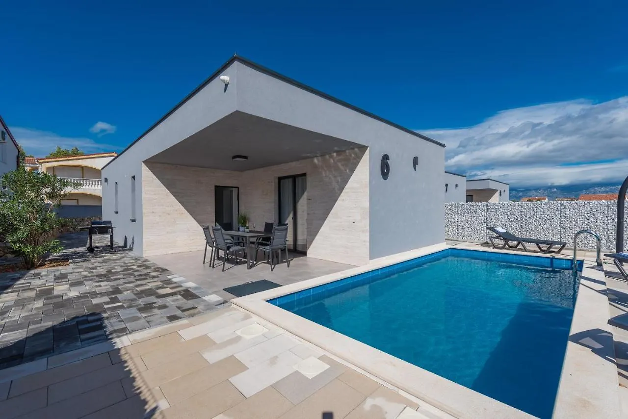 Exclusive Villas Resort & Spa Vir
